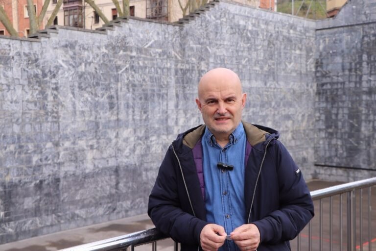 EH-Bildu-Bilbao-pide-una-planificacion-para-cubrir-frontones-en.jpg