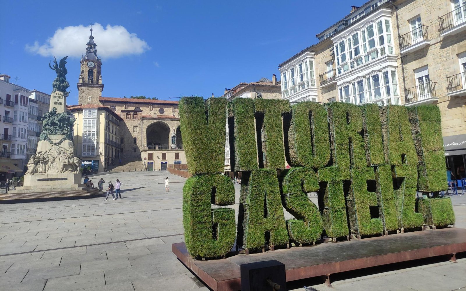 Agenda turística del País Vasco: Azkena Rock Festival 2025