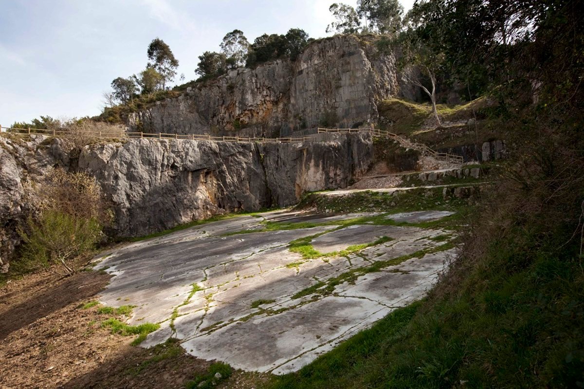 Camargo y Geoparque Costa Quebrada organizan jornada divulgativa en la Cantera de Bilbao