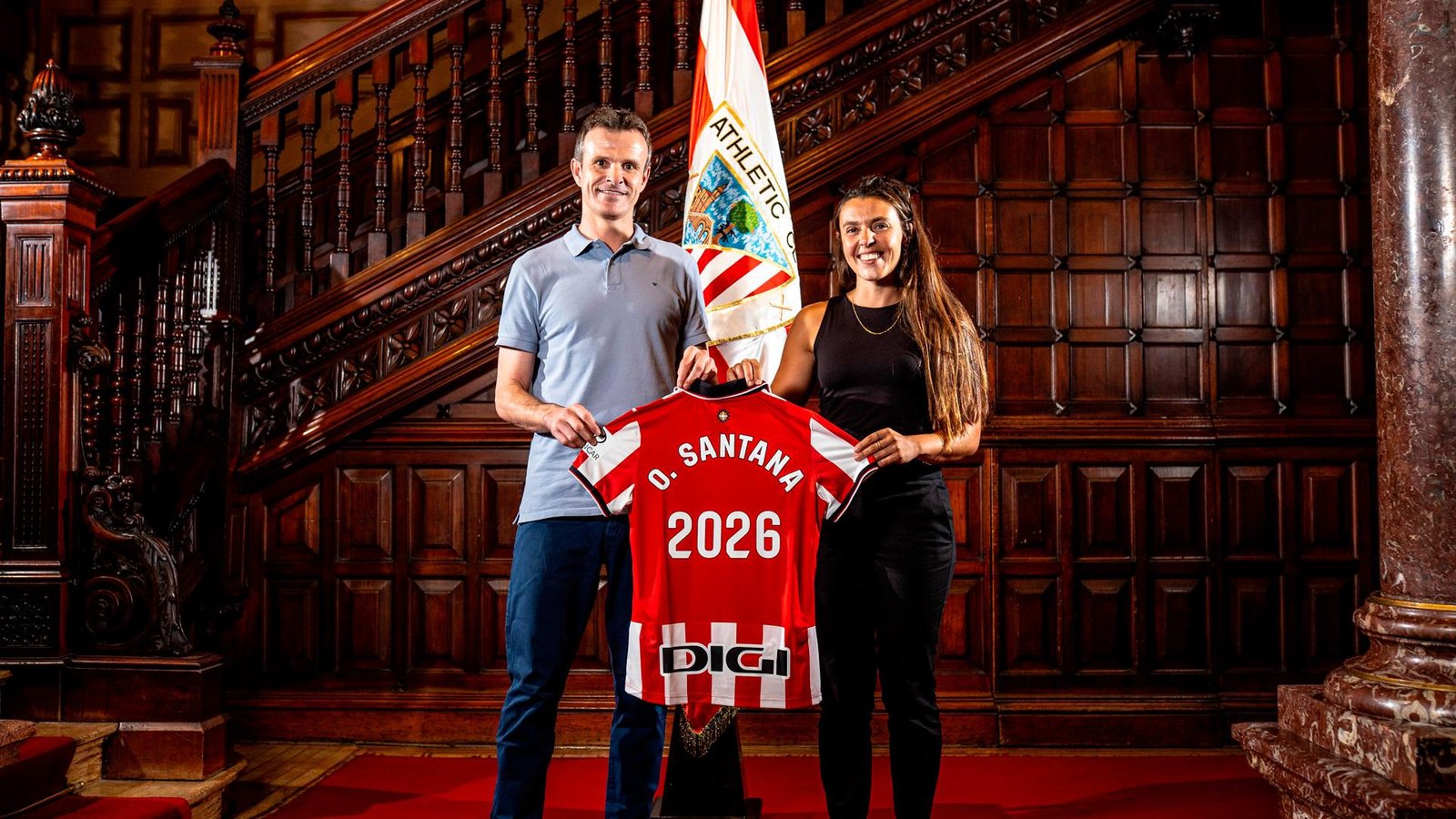 Olatz Santana llega al Athletic Club procedente de la Real Sociedad.[embed]https://www.youtube.com/watch?v=ZJ8yBTSM_8I[/embed]