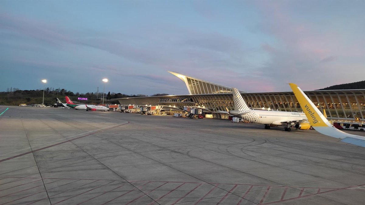 Programados 623 vuelos en aeropuertos vascos para este fin de semana