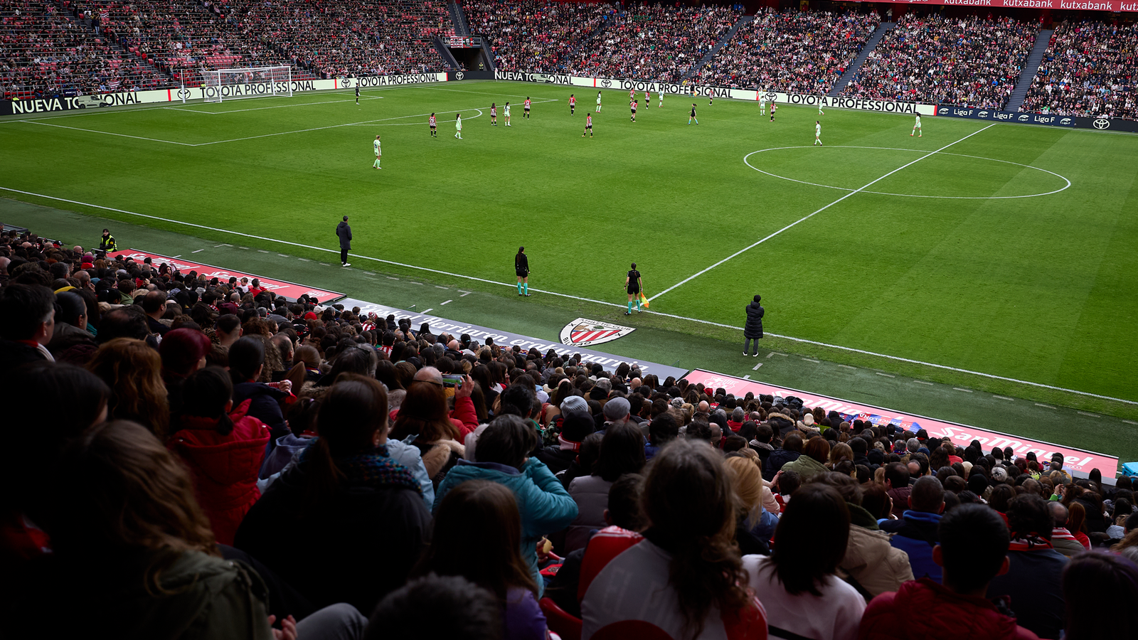 Horarios y servicios para el Athletic Club vs FC Barcelona este domingo a las 12:00 h
