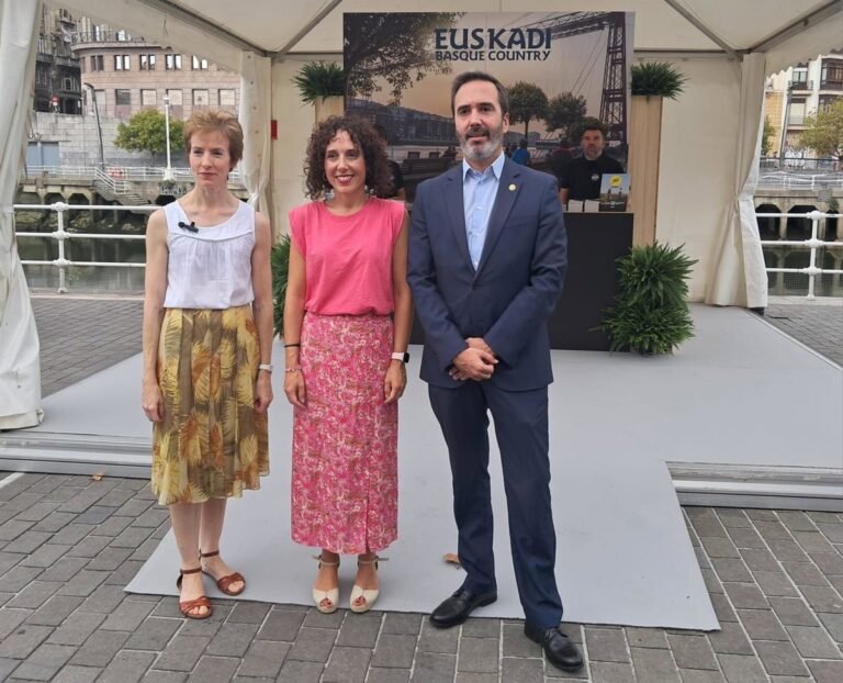 Inaugurada-feria-de-Movilidad-Sostenible-en-Bilbao-con-43-vehiculos.jpg