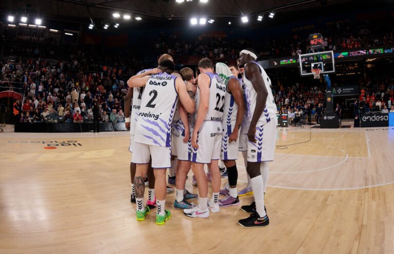 Derrota-de-Surne-Bilbao-ante-el-Barca-en-el-Palau.jpg