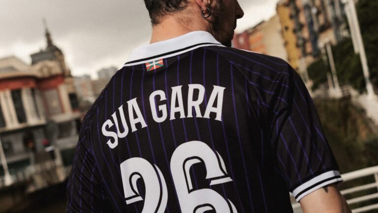 Edicion-Especial-Bilbao-Basket-x-Shinova-Camiseta-Sua-Gara.jpeg