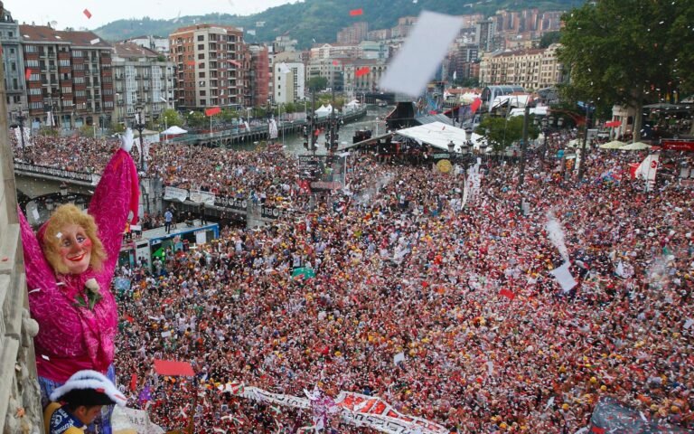 Euskadi se vuelca con la Aste Nagusia 2027, una fiesta que transforma Bilbao en un gran escenario cultural