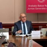 Álava inyectará un récord de 341 millones a municipios y deflactará el IRPF un 3%