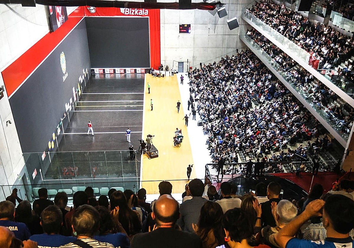 Imagen del frontón Bizkaia durante una de las finales.