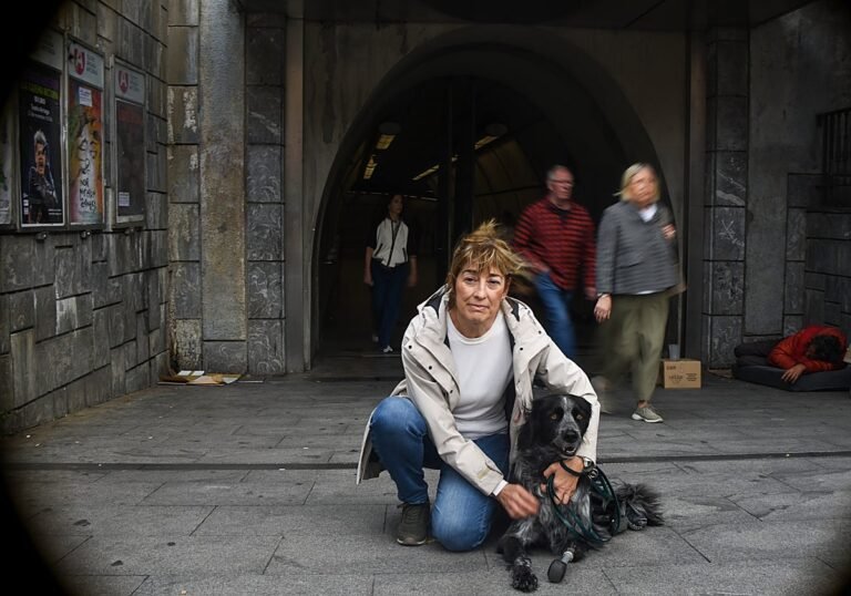 Bilbao permite viajar con perros de todos los tamaños en Metro, salvo en horas punta