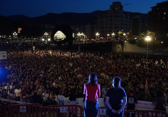 Diez mil personas marchan en Bilbao por el derecho a la vivienda y contra la especulación
