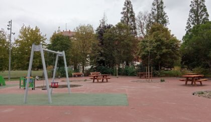 El parque de San Martín en Bizkaia renueva su zona de juegos y ejercicio al aire libre
