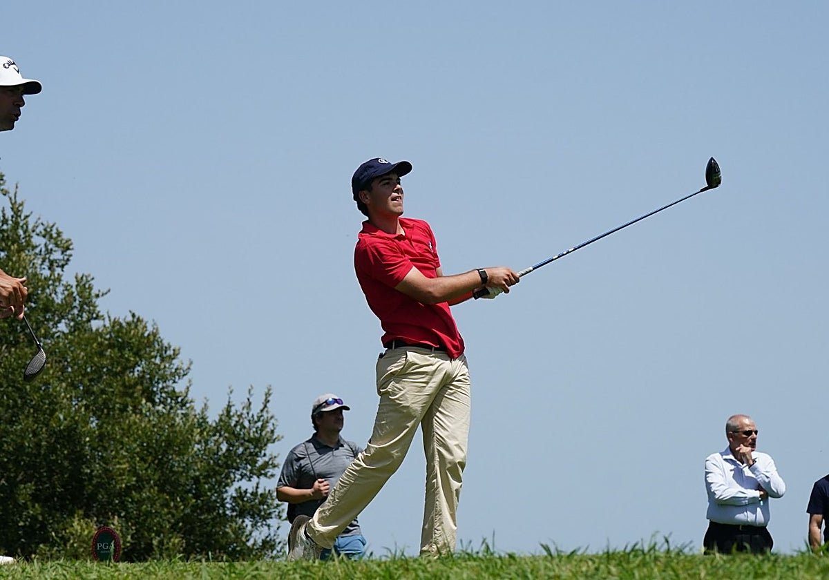 Domingo termina un swing en el pasado Open Bizkaia de Meaztegi, en junio.