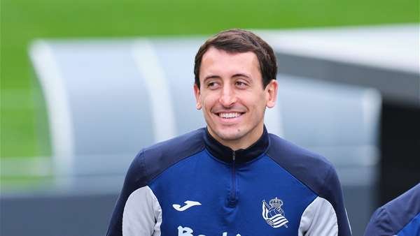 La Real Sociedad presenta su lista para recibir al RC Deportivo de La Coruña