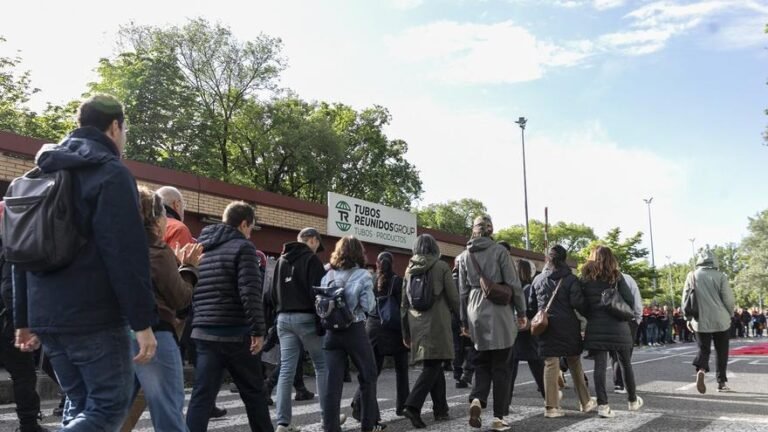 El diputado general considera que un inversor local "podría entender mejor" la continuidad de Tubos Reunidos Amurrio