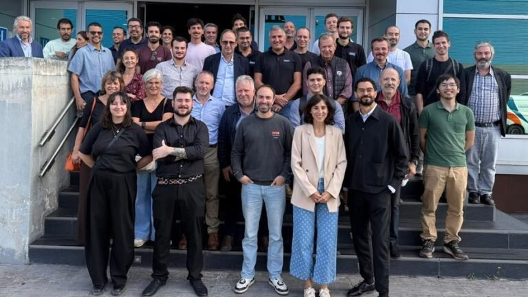Robotekin y el Clúster Aquitaine Robotics visitan las instalaciones de Mercedes Vitoria